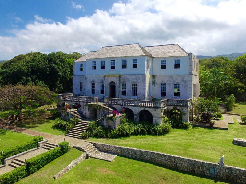 affordable-tours-jamaica-attractions-rose-hall-great-house-3